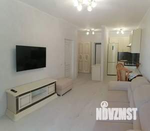 1-к квартира, посуточно, 42м2, 3/9 этаж