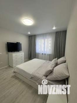 1-к квартира, посуточно, 38м2, 2/9 этаж