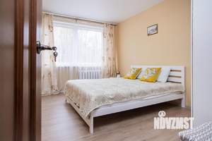 2-к квартира, посуточно, 55м2, 1/1 этаж
