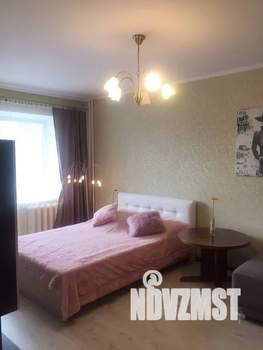 1-к квартира, посуточно, 41м2, 3/5 этаж