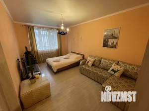 1-к квартира, посуточно, 40м2, 1/1 этаж