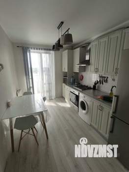 1-к квартира, посуточно, 37м2, 1/1 этаж