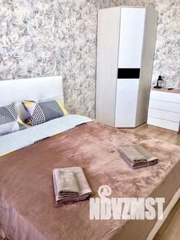 1-к квартира, посуточно, 36м2, 1/10 этаж