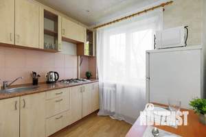 2-к квартира, посуточно, 45м2, 4/5 этаж