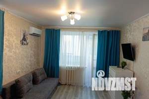 1-к квартира, посуточно, 32м2, 4/5 этаж