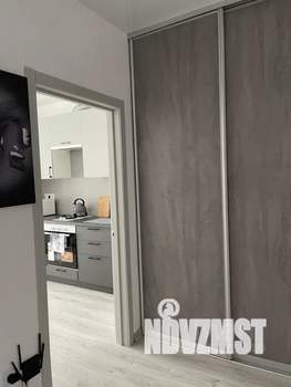 1-к квартира, посуточно, 35м2, 6/9 этаж