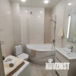 1-к квартира, посуточно, 42м2, 10/12 этаж