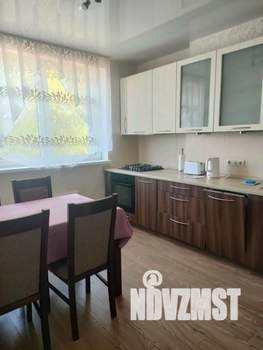 1-к квартира, посуточно, 49м2, 1/1 этаж