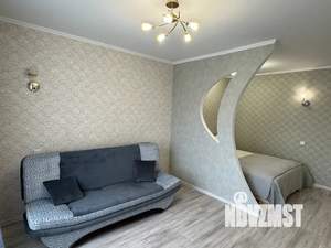 1-к квартира, посуточно, 40м2, 4/9 этаж