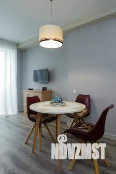 1-к квартира, посуточно, 42м2, 1/10 этаж