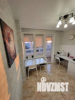 1-к квартира, посуточно, 35м2, 14/16 этаж