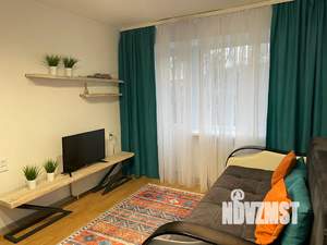 1-к квартира, посуточно, 35м2, 4/4 этаж