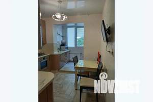 3-к квартира, посуточно, 64м2, 2/5 этаж