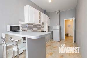 1-к квартира, посуточно, 42м2, 2/9 этаж