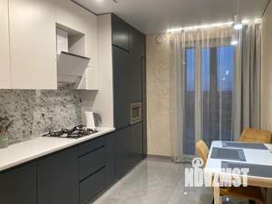 1-к квартира, посуточно, 42м2, 6/10 этаж