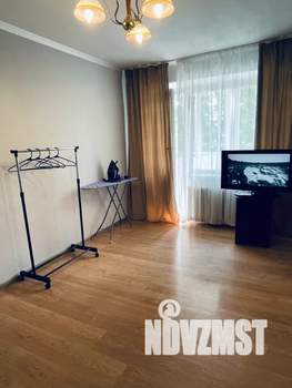 1-к квартира, посуточно, 30м2, 3/5 этаж