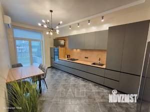 2-к квартира, на длительный срок, 82м2, 1/9 этаж