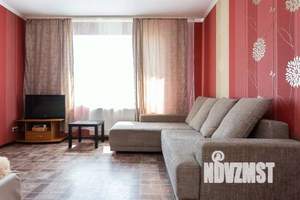1-к квартира, посуточно, 43м2, 1/1 этаж
