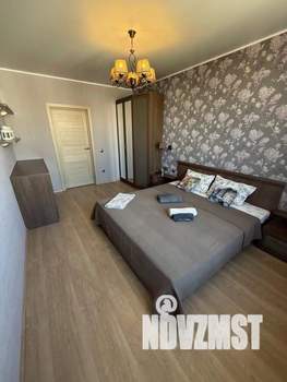 2-к квартира, посуточно, 71м2, 1/1 этаж