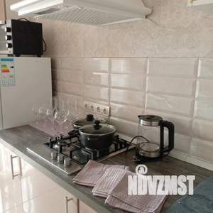 1-к квартира, посуточно, 39м2, 2/10 этаж