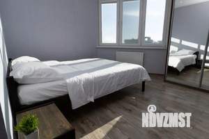 1-к квартира, посуточно, 60м2, 1/1 этаж