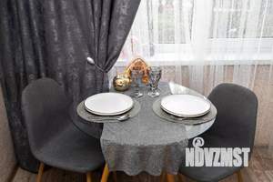 2-к квартира, посуточно, 60м2, 1/1 этаж