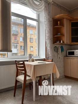 1-к квартира, посуточно, 42м2, 2/4 этаж