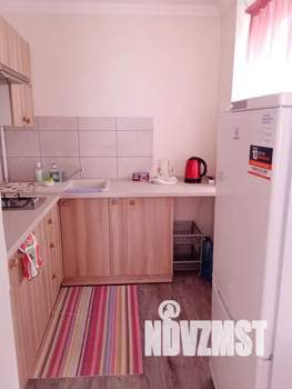 Студия квартира, посуточно, 36м2, 1/4 этаж