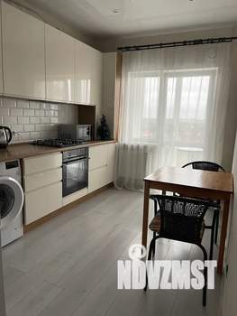 1-к квартира, посуточно, 37м2, 7/7 этаж