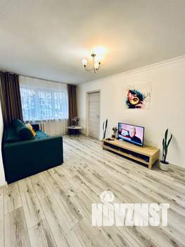 2-к квартира, посуточно, 44м2, 1/5 этаж