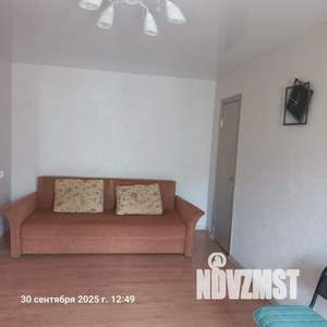 2-к квартира, посуточно, 42м2, 3/5 этаж