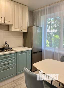 2-к квартира, посуточно, 44м2, 3/5 этаж