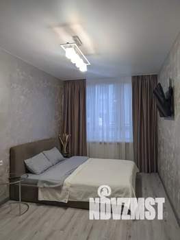 1-к квартира, посуточно, 40м2, 1/10 этаж