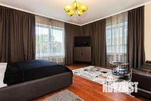 1-к квартира, посуточно, 60м2, 1/1 этаж