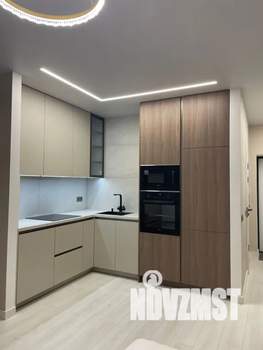 Студия квартира, посуточно, 36м2, 2/9 этаж