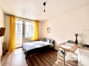 Студия квартира, посуточно, 25м2, 10/14 этаж