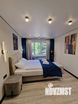 1-к квартира, посуточно, 53м2, 1/1 этаж