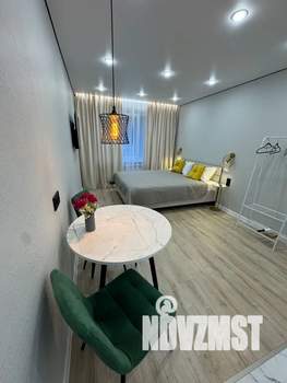 Студия квартира, посуточно, 25м2, 1/5 этаж