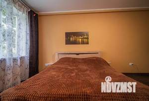 2-к квартира, посуточно, 43м2, 1/1 этаж