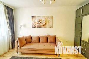 1-к квартира, посуточно, 34м2, 2/9 этаж