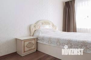 2-к квартира, посуточно, 52м2, 1/1 этаж