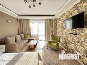 1-к квартира, посуточно, 55м2, 1/1 этаж