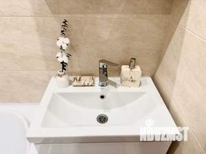 1-к квартира, посуточно, 38м2, 3/10 этаж