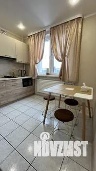 1-к квартира, посуточно, 35м2, 9/10 этаж