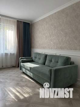 1-к квартира, посуточно, 40м2, 1/1 этаж