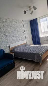 2-к квартира, посуточно, 64м2, 8/10 этаж