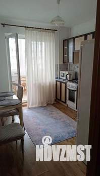 1-к квартира, посуточно, 43м2, 1/1 этаж