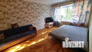 2-к квартира, посуточно, 57м2, 4/5 этаж