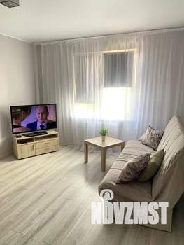 1-к квартира, посуточно, 40м2, 8/9 этаж