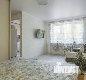 1-к квартира, посуточно, 32м2, 2/4 этаж